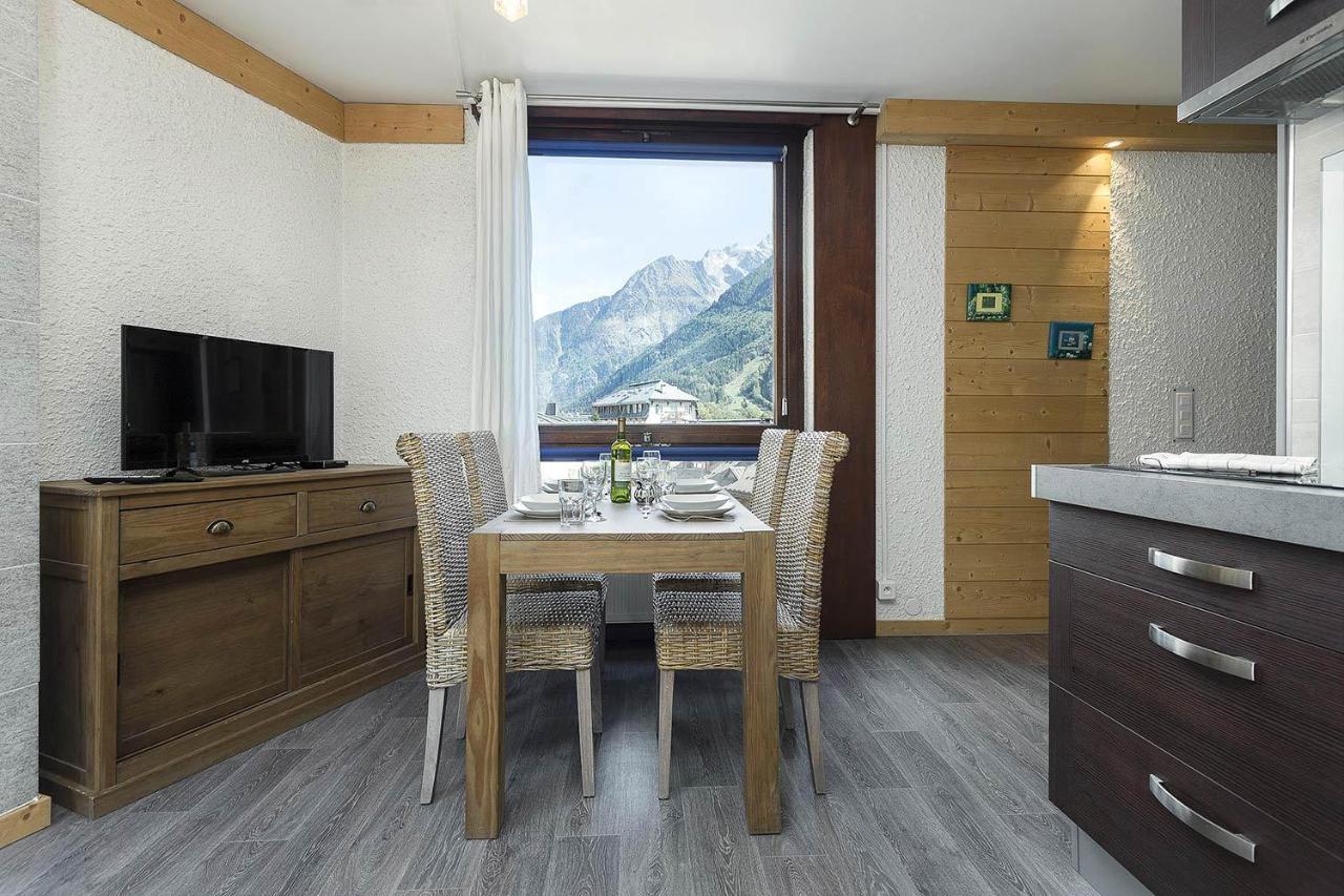 Apartment Beausite - Alpes Travel - Central Chamonix - Sleeps 2-4 Екстериор снимка